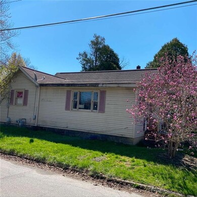 2204 E Lynn St, Anderson, IN 46016 - photo 2