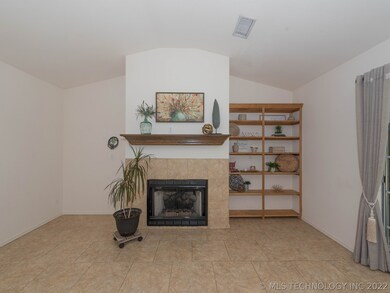 20929 E 35th Place S, Broken Arrow, OK 74014 - photo 5