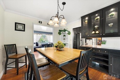 BREAKFAST NOOK / LIVING ROOM VIEW