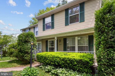 7213 Carved Stone, Columbia, MD 21045 - photo 2