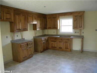 Kitchen - Actual Kitchen and flooring.  Appliances