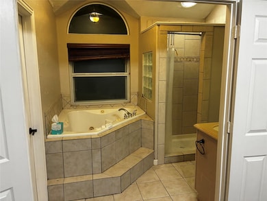 520 Kelley Ct, Fort Worth, TX 76120 - photo 7