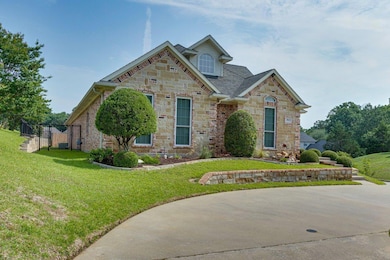 2915 Village Cir, Denison, TX 75020 - photo 3