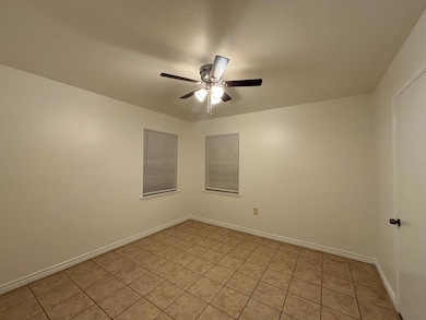1804 W Avenue H unit D, Temple, TX 76504 - photo 7