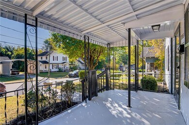 916 Sevier St, Greensboro, NC 27406 - photo 3