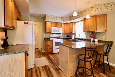 4331 N Watercrest Dr, Toledo, OH 43614 - photo 5