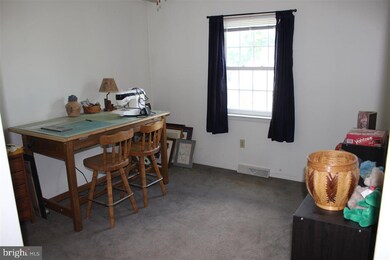 543 Sweetbriar Dr, Harrisburg, PA 17111 - photo 7