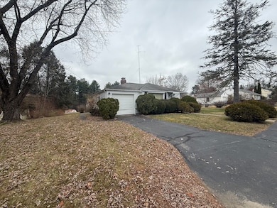 10 Topview Dr, Thompson, CT 06277 - photo 2