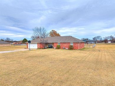5505 Capricorn, Shawnee, OK 74804 - photo 3