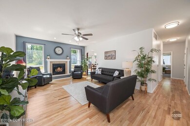 15-web-or-mls-4249 E Serendipity Loop Ex