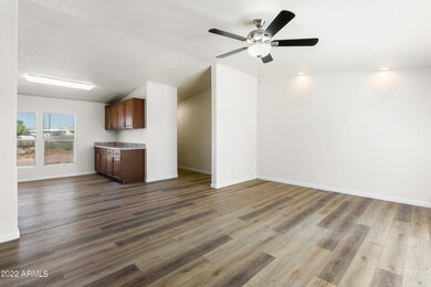 1012EJunction0008