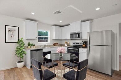 2208 Woods Dr, Linda, CA 95901 - photo 4