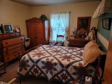 109 Maple Dr, Edinboro, PA 16412 - photo 7