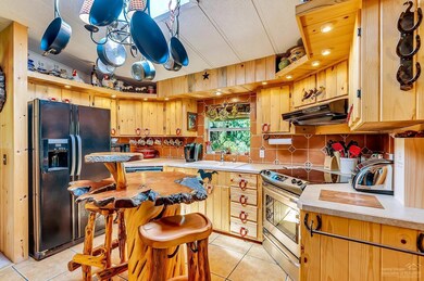 unlisted-address, Redmond, OR 97756 - photo 3