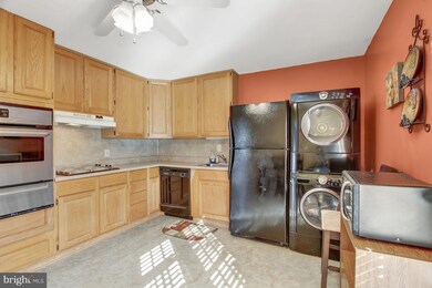 330 Walgrove Rd, Reisterstown, MD 21136 - photo 4