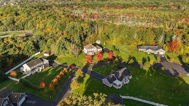 547 Mockingbird Ln, Dighton, MA 02715 - photo 4