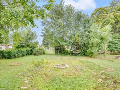 Large empty backyard gives you the perfect clean s