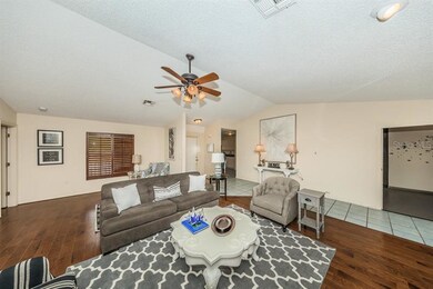 34704 Wright Ln, Wesley Chapel, FL 33545 - photo 5