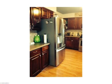 Wonderful kitchen makes preparing family meals a p