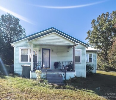 231 Clearview Rd, Statesville, NC 28625 - photo 4