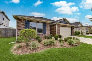 1251 Steed Bluff Dr, Alvin, TX 77511 - photo 2