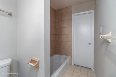 31 Ginger Ct unit 36, Eatontown, NJ 07724 - photo 7