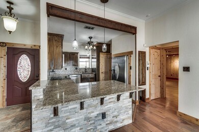 130 Hollis Rd, Waxahachie, TX 75167 - photo 3