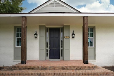 1213 9th St, Lake Charles, LA 70601 - photo 3