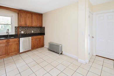 64 Cedar St unit 1, Wellesley Hills, MA 02481 - photo 4
