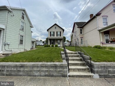 307 S Church St, Waynesboro, PA 17268 - photo 4