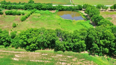 1406 County Road 307, Gainesville, TX 76240 - photo 4
