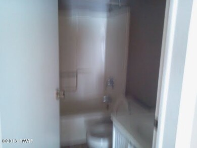 2051 Surrey Dr, Blooming Grove Township, PA 18428 - photo 4