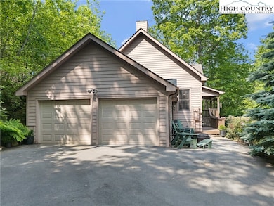 218 Sorrento Falls Rd, Blowing Rock, NC 28605 - photo 7