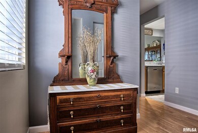 4593 N Thornhill Dr unit 208B, Peoria, IL 61615 - photo 2