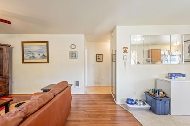 2327 SW Black Butte Ct, Redmond, OR 97756 - photo 5