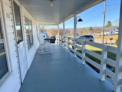 633 Lots Gap Rd, Fort Chiswell, VA 24360 - photo 4