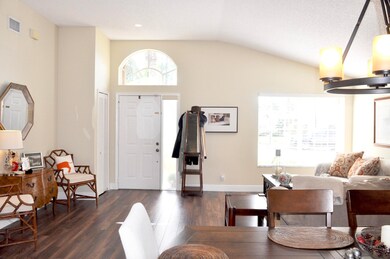 15181 Oak Chase Ct, Wellington, FL 33414 - photo 7