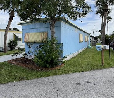 112 Phyllis Dr, Sebastian, FL 32958 - photo 2