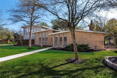 1806 Sabine Ct, College Station, TX 77840 - photo 2