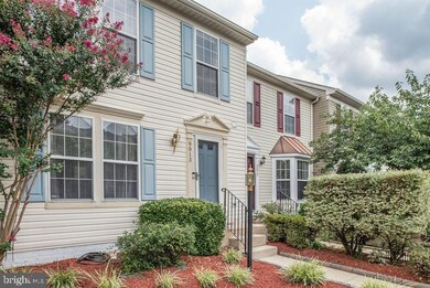 9013 Falcon Glen Ct, Bristow, VA 20136 - photo 2