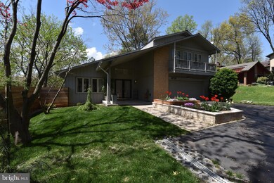 6721 Pine Creek Ct, McLean, VA 22101 - photo 2