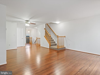 13138 Kidwell Field Rd, Herndon, VA 20171 - photo 7