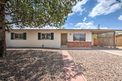 2433 W Gregory St-2