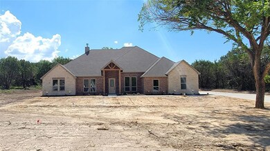415 Creekside Ct, Weatherford, TX 76087 - photo 2