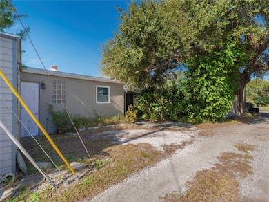 2808 Clinton St S unit E, Gulfport, FL 33707 - photo 3