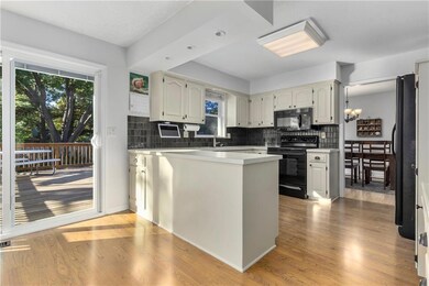 14715 W 93rd Terrace, Lenexa, KS 66215 - photo 6