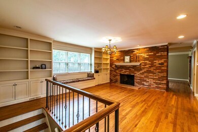 2651 N Star Rd, Columbus, OH 43221 - photo 4