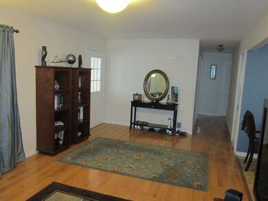 541 W Lorraine Ave, Elmhurst, IL 60126 - photo 3