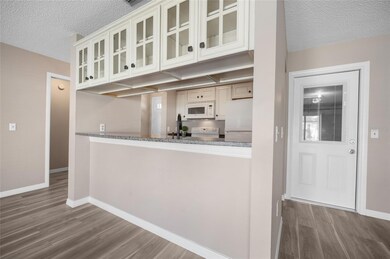 502 Foxwood Blvd, Englewood, FL 34223 - photo 7