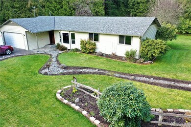 16503 E Lake Goodwin Rd, Stanwood, WA 98292 - photo 2